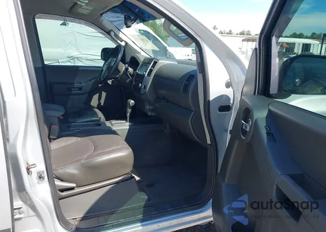 2015 Nissan Xterra Pro-4X из США, поврежденный, VIN 5N1AN0NW6FN657637